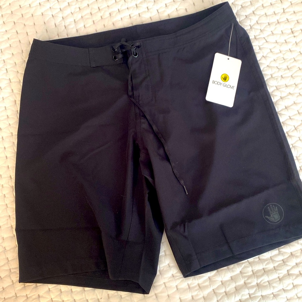 NEW! BODY GLOVE BLACK SWIM sz S.SMOOTHIES HARBOR VAPOR BOARDSHORT